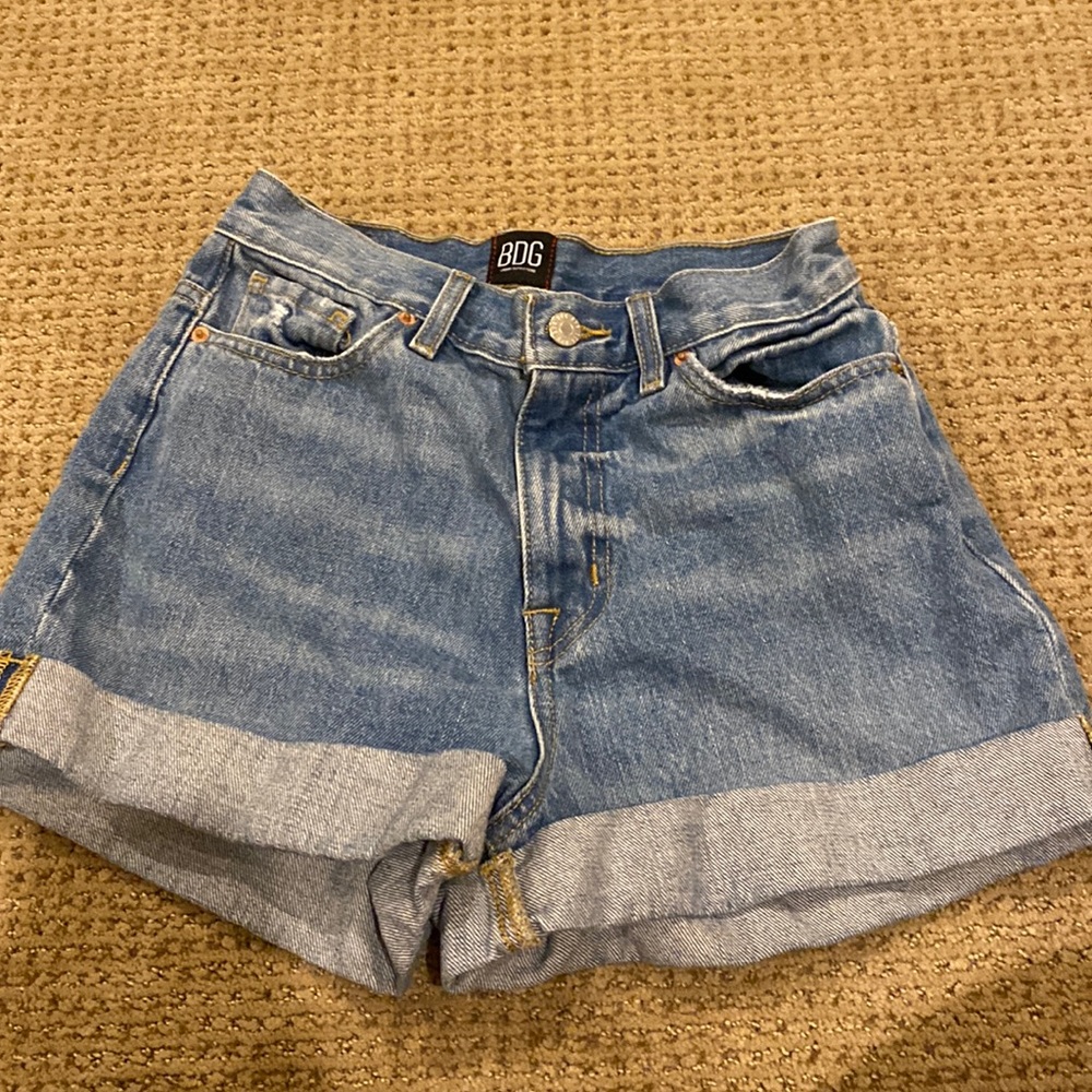 urban outfitters bdg jean shorts